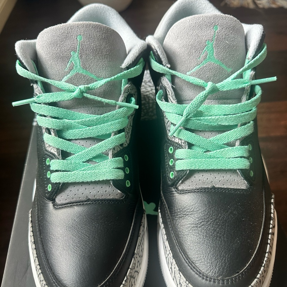 Jordan 3 Green Glow 2023